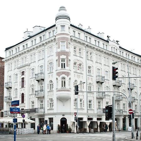 Apartament Piano Praga ワルシャワ エクステリア 写真